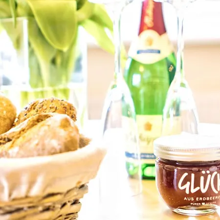 Terrasse, Gratis Nutzung Vom Ahoi Erlebnisbad Und Sauna In Sellin - Meeresblick 12 * Goehren (Ruegen)